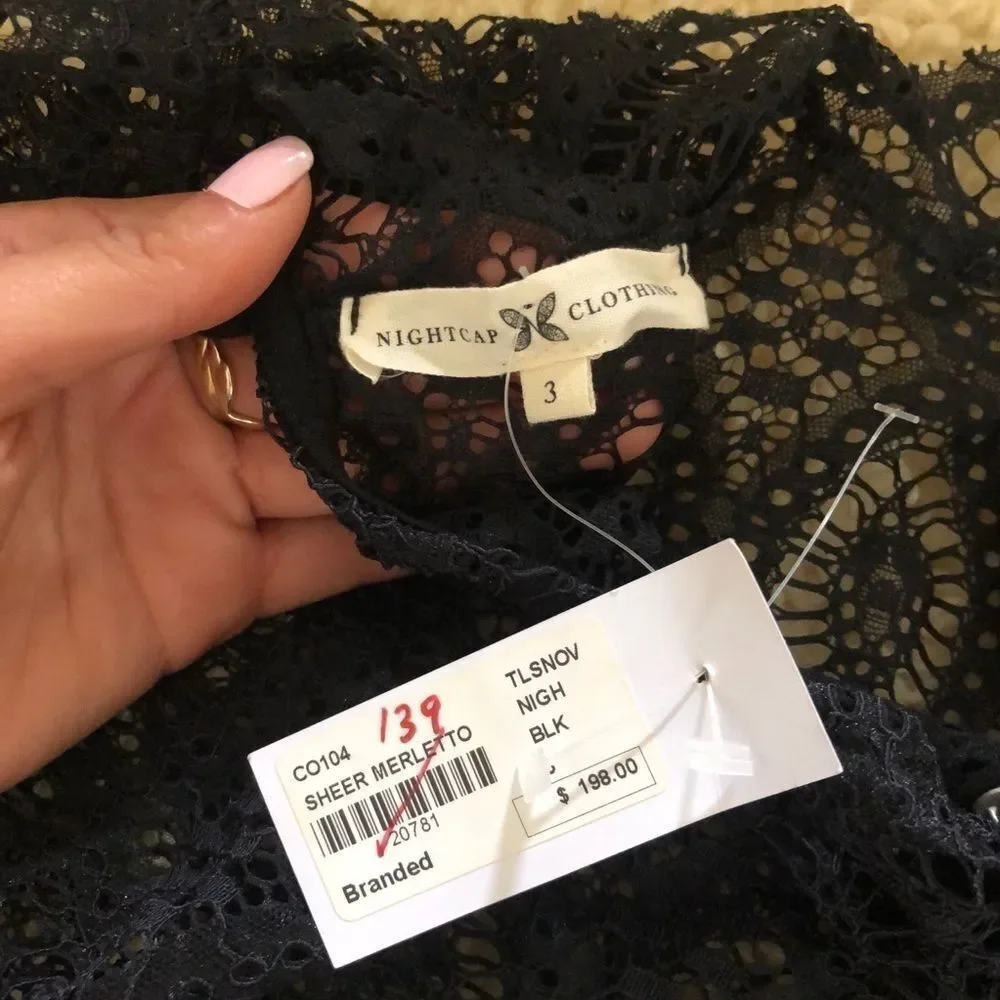 Nightcap sheer merletto lace top